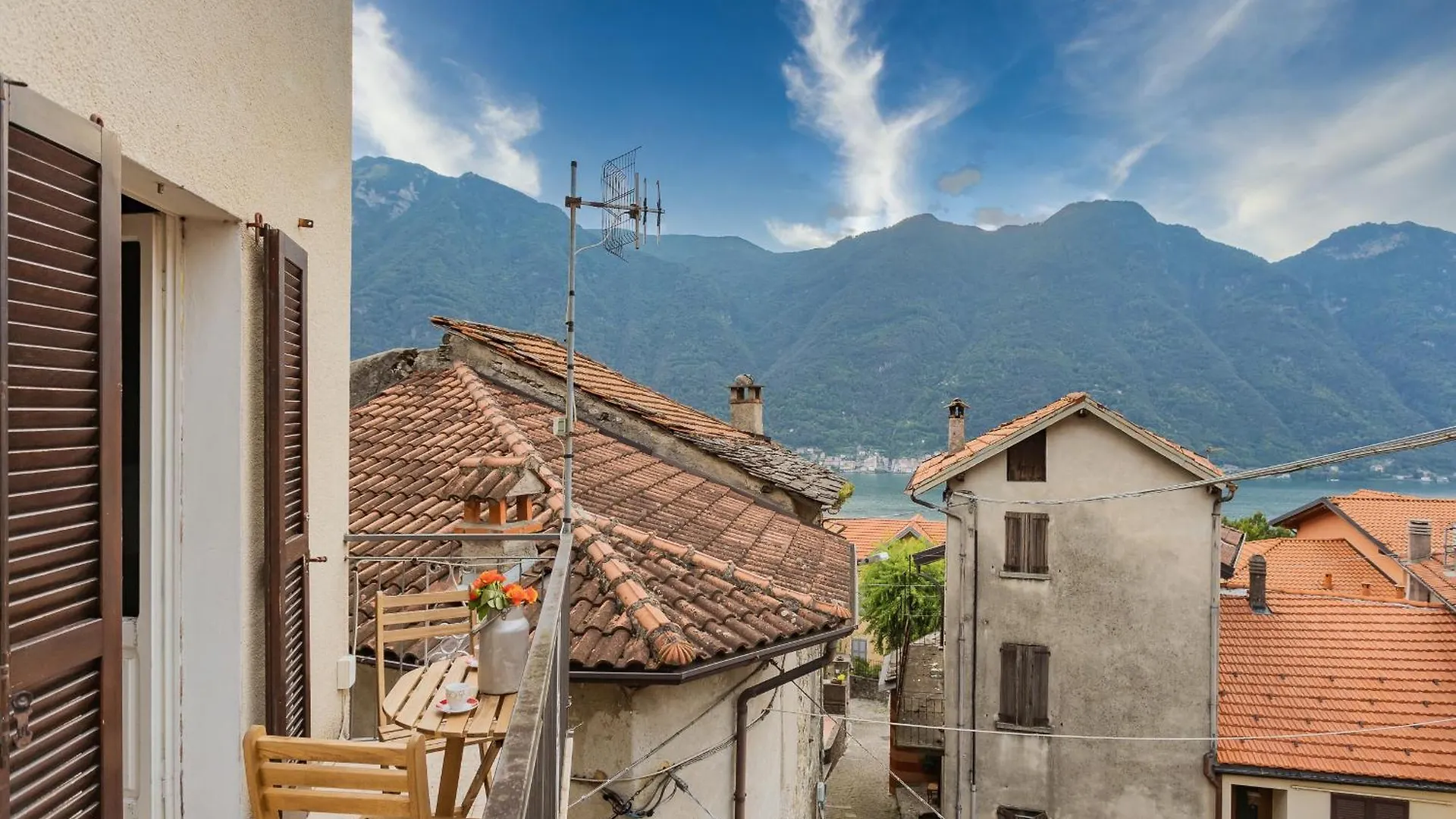 Villetta Panebianco Home In Castagna 11 By Rent All Como Nesso