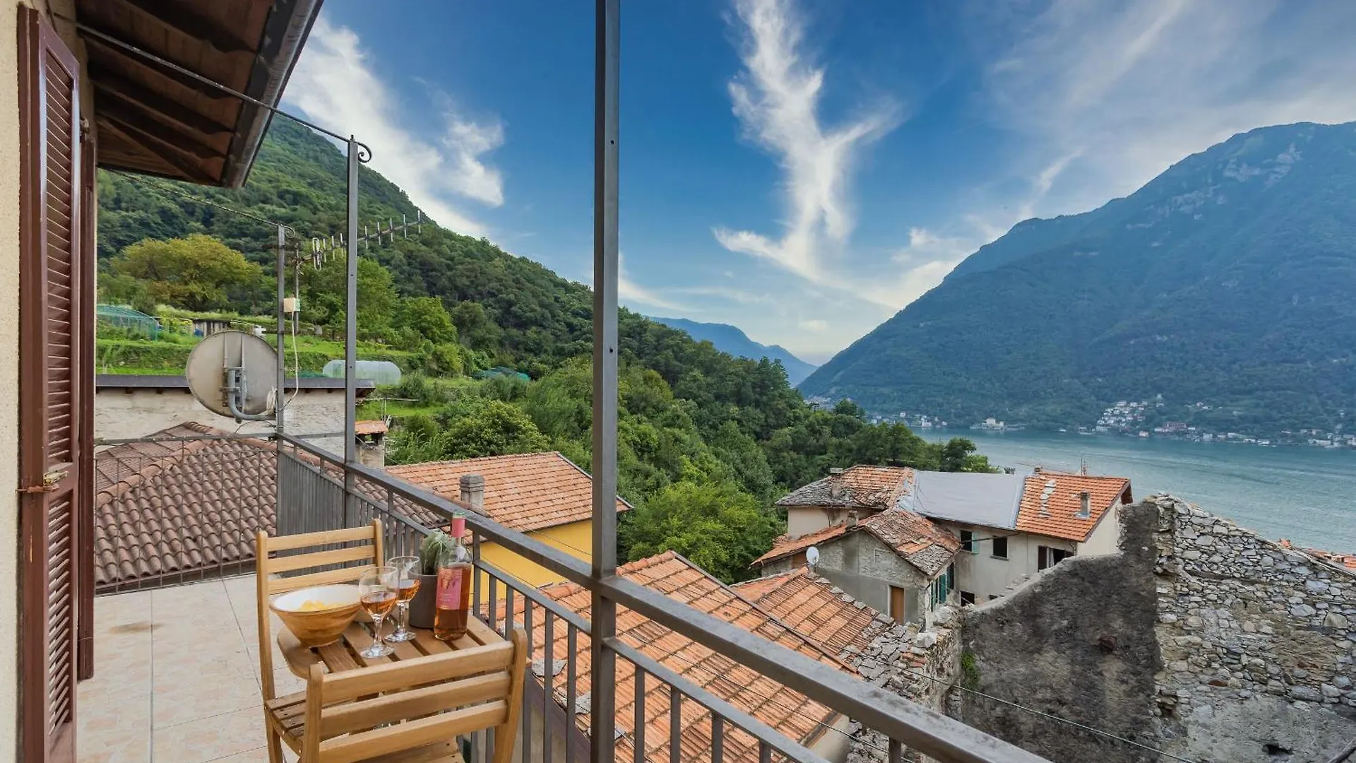 Villetta Panebianco Home In Castagna 11 By Rent All Como Nesso